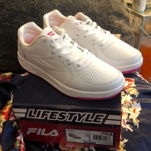 Fila Freestyle Women’s White/Pink Size 10 Women’s Shoes